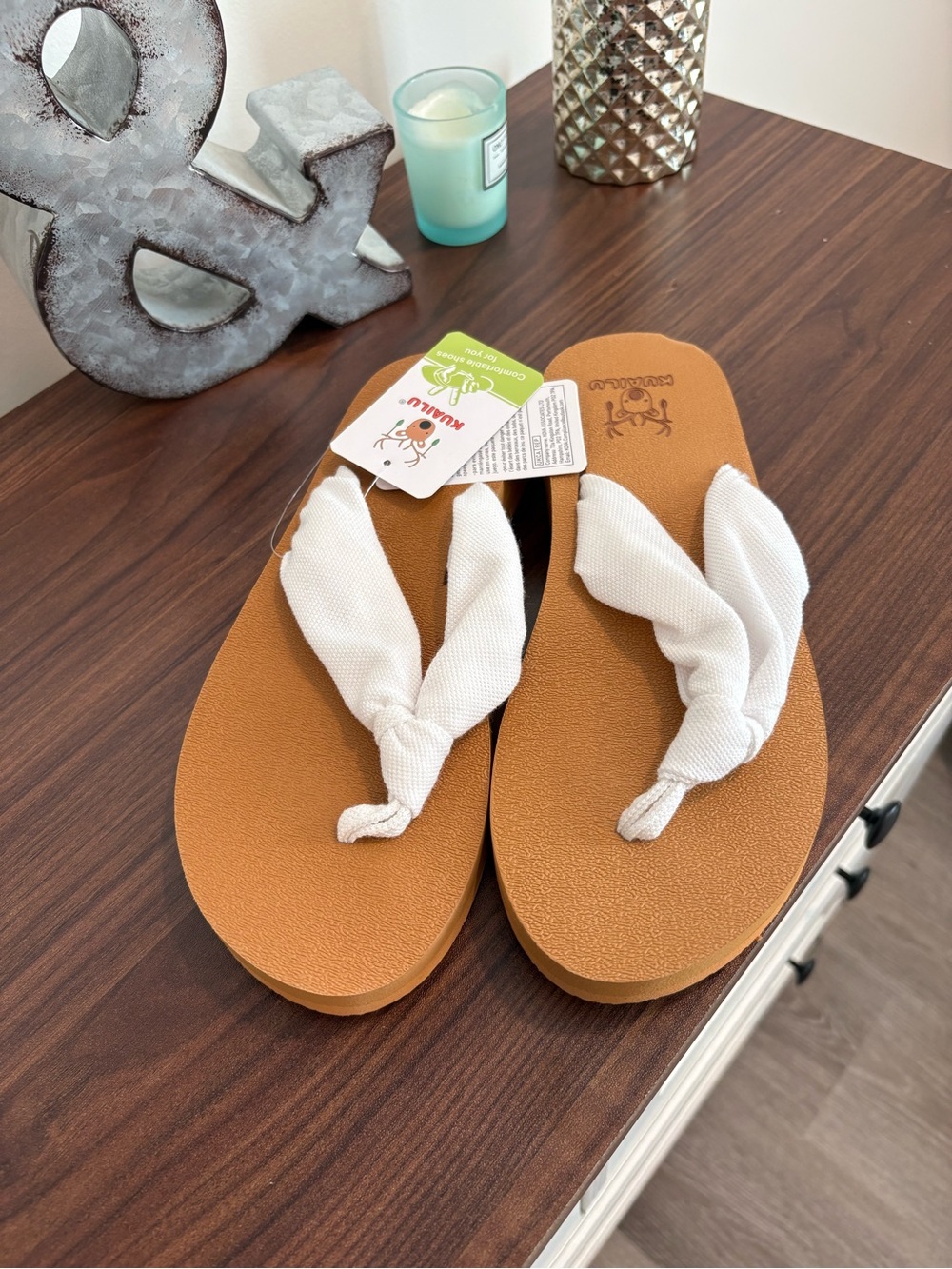 White Fabric Knot Flip-Flop Sandals for Women